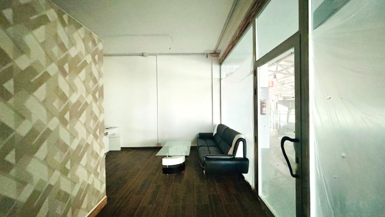 Resale - Commercial - Orihuela Costa - Playa Flamenca