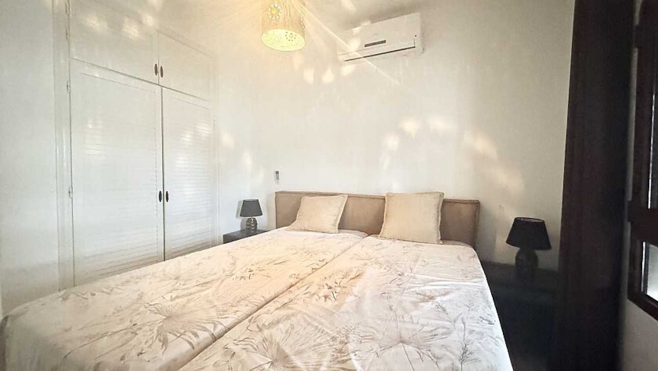 Resale - Villa - Orihuela Costa - Villamartín