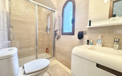 Resale - Villa - Orihuela Costa - Villamartín