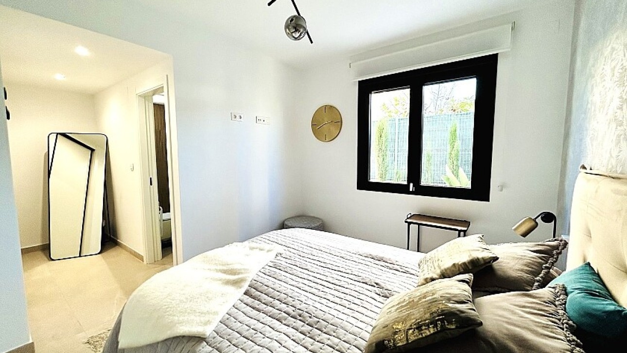 Resale - Villa - Guardamar del Segura - El Raso