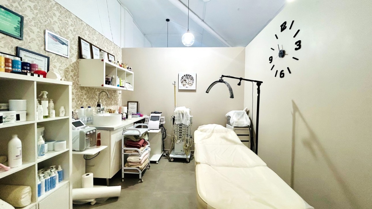 Resale - Commercial - Orihuela Costa - Playa Flamenca