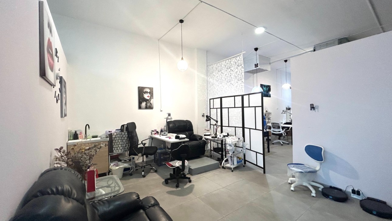 Resale - Commercial - Orihuela Costa - Playa Flamenca