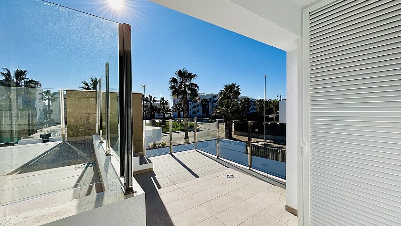 Resale - Villa - Guardamar del Segura - El Raso