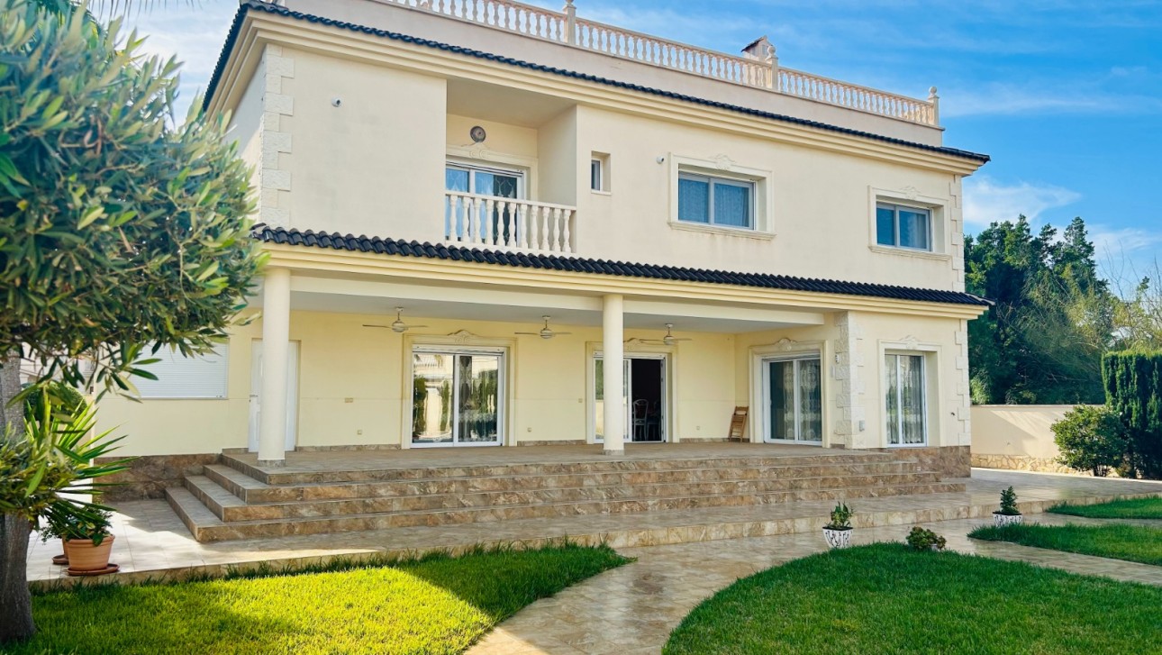 Resale - Villa - Orihuela Costa - Lomas de Cabo Roig