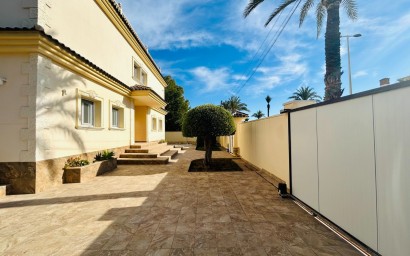Resale - Villa - Orihuela Costa - Lomas de Cabo Roig