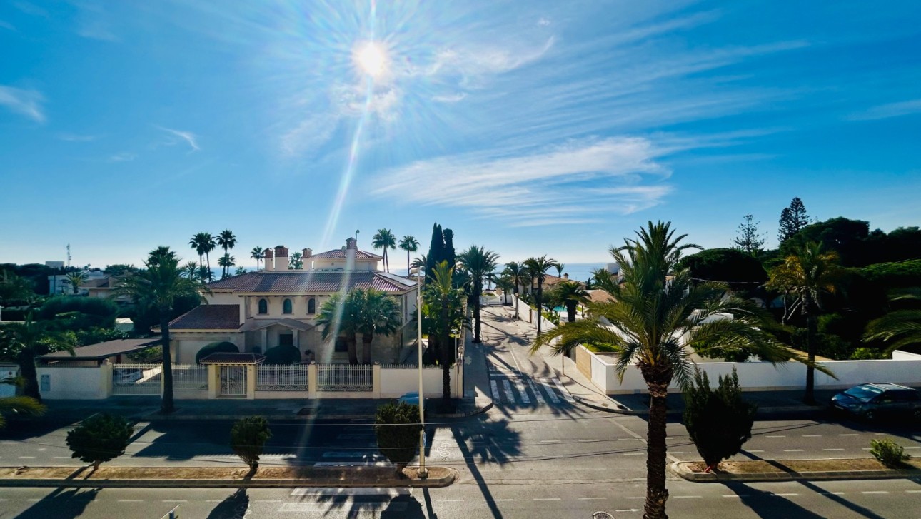 Resale - Villa - Orihuela Costa - Lomas de Cabo Roig