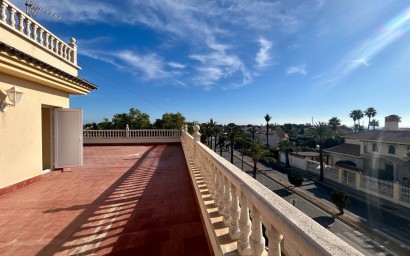 Resale - Villa - Orihuela Costa - Lomas de Cabo Roig