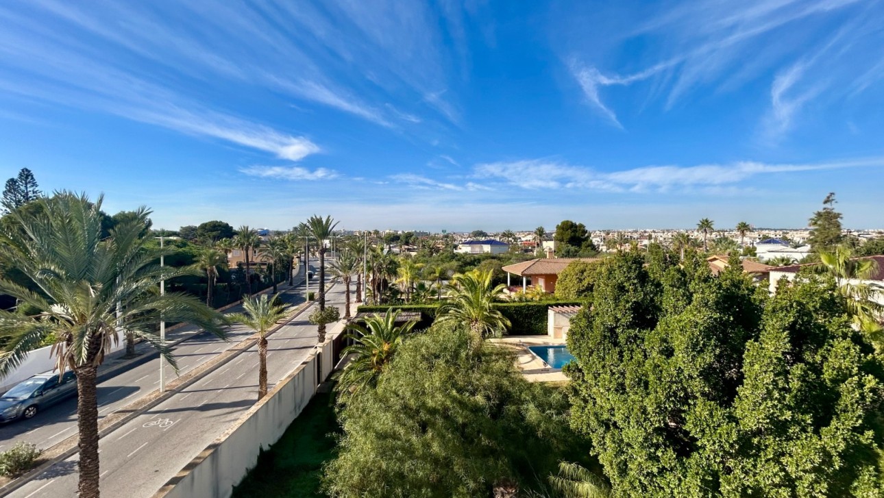 Resale - Villa - Orihuela Costa - Lomas de Cabo Roig