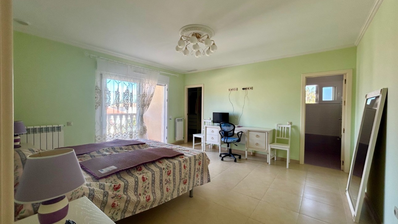 Resale - Villa - Orihuela Costa - Lomas de Cabo Roig