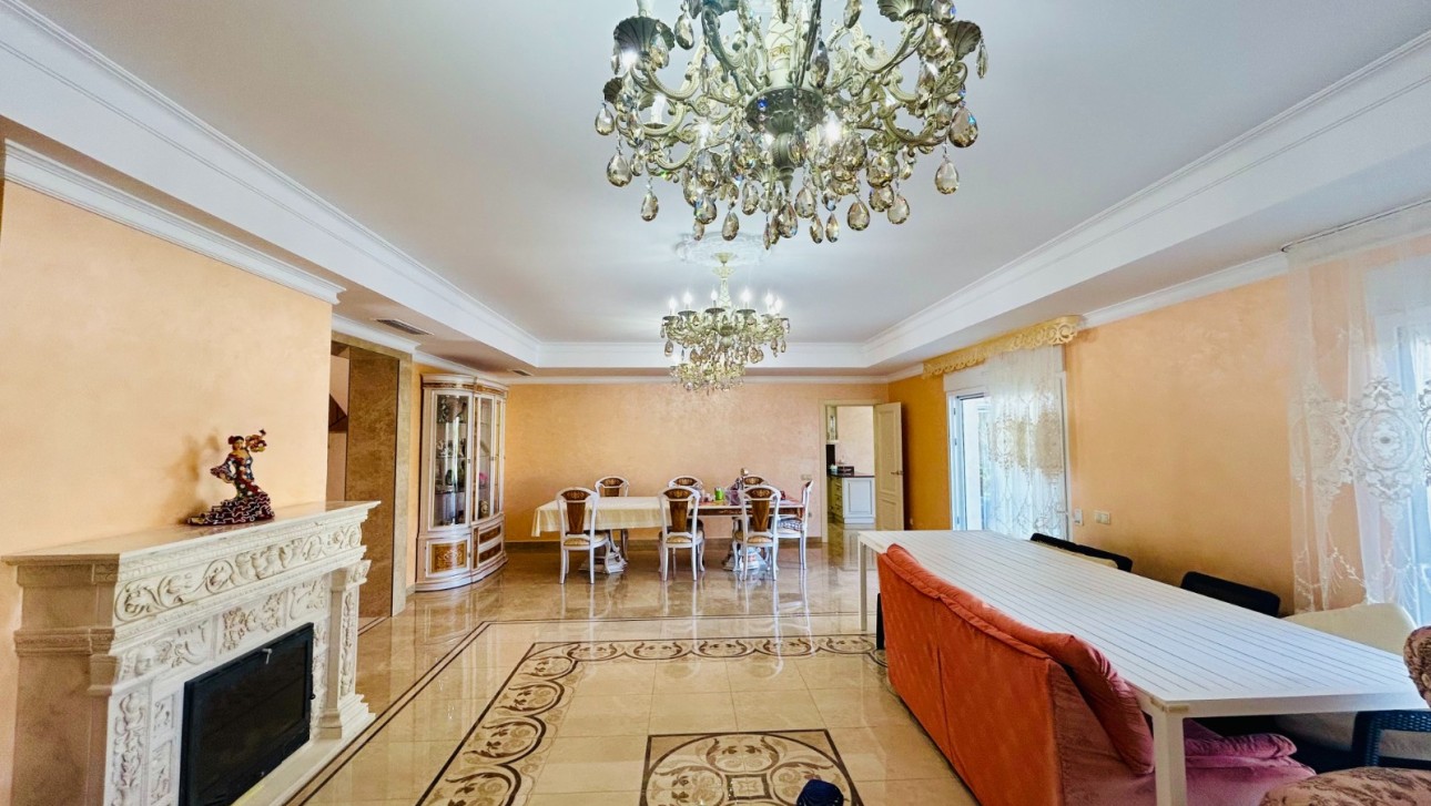 Resale - Villa - Orihuela Costa - Lomas de Cabo Roig