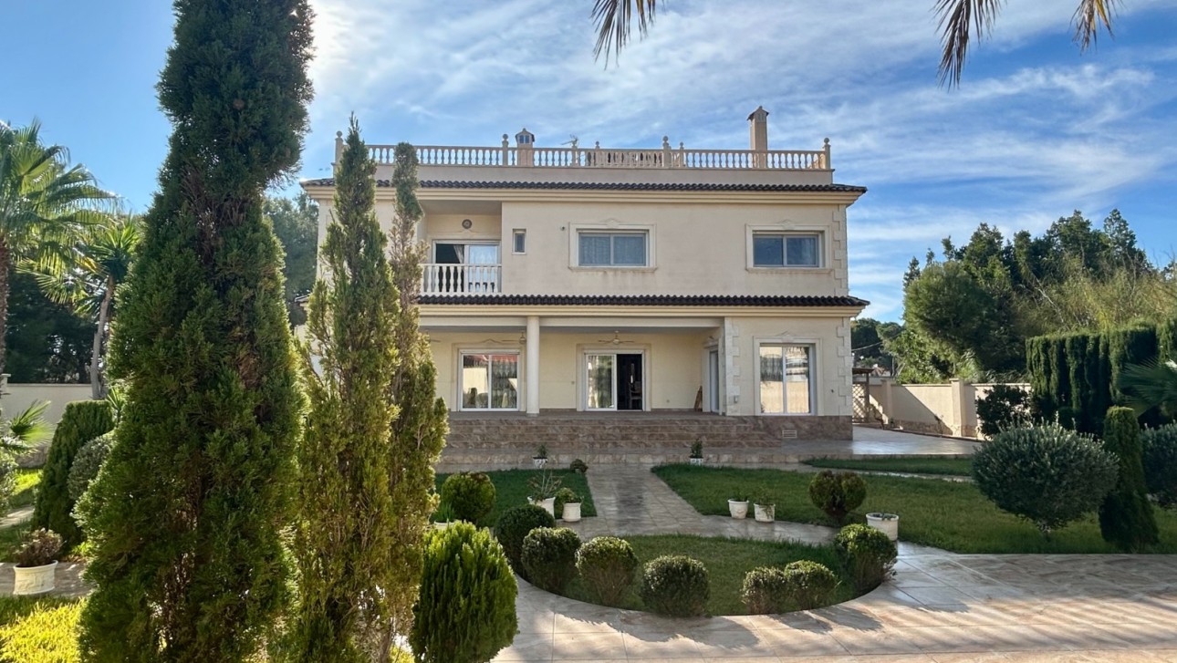 Resale - Villa - Orihuela Costa - Lomas de Cabo Roig