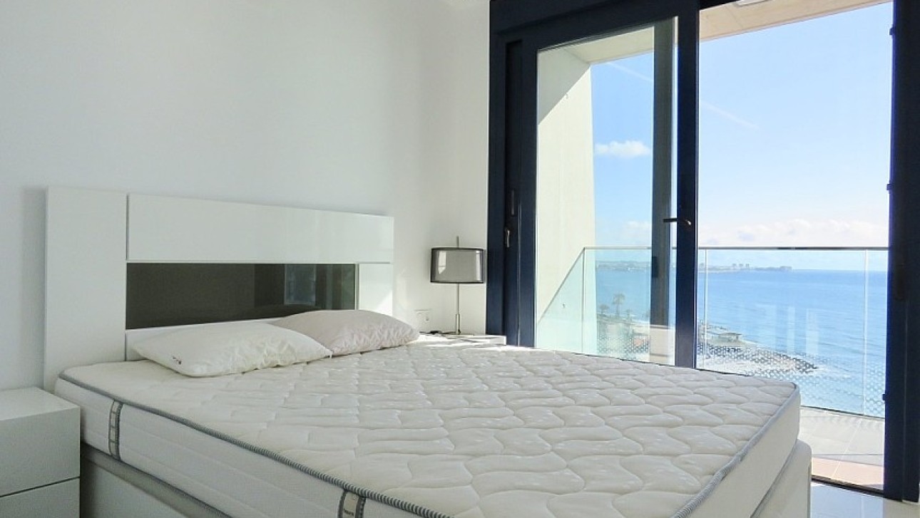Odsprzedaż - Apartment - Punta Prima