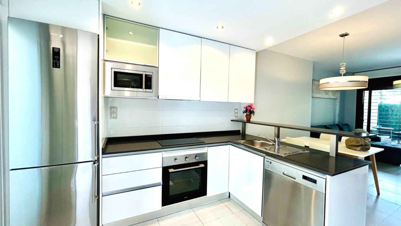 Resale - Apartment - Orihuela Costa - La Zenia