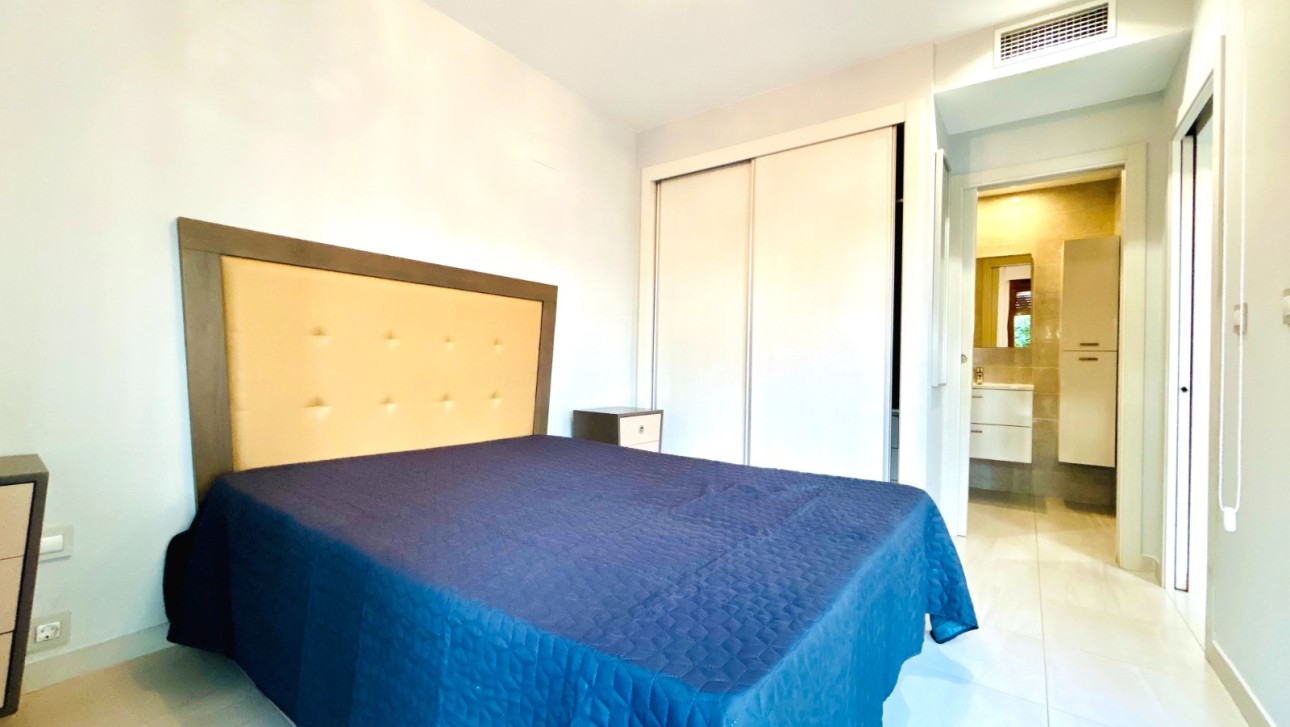 Resale - Apartment - Orihuela Costa - La Zenia