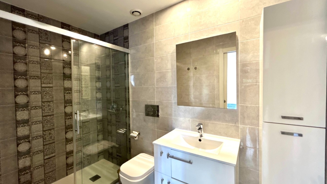 Resale - Apartment - Orihuela Costa - La Zenia