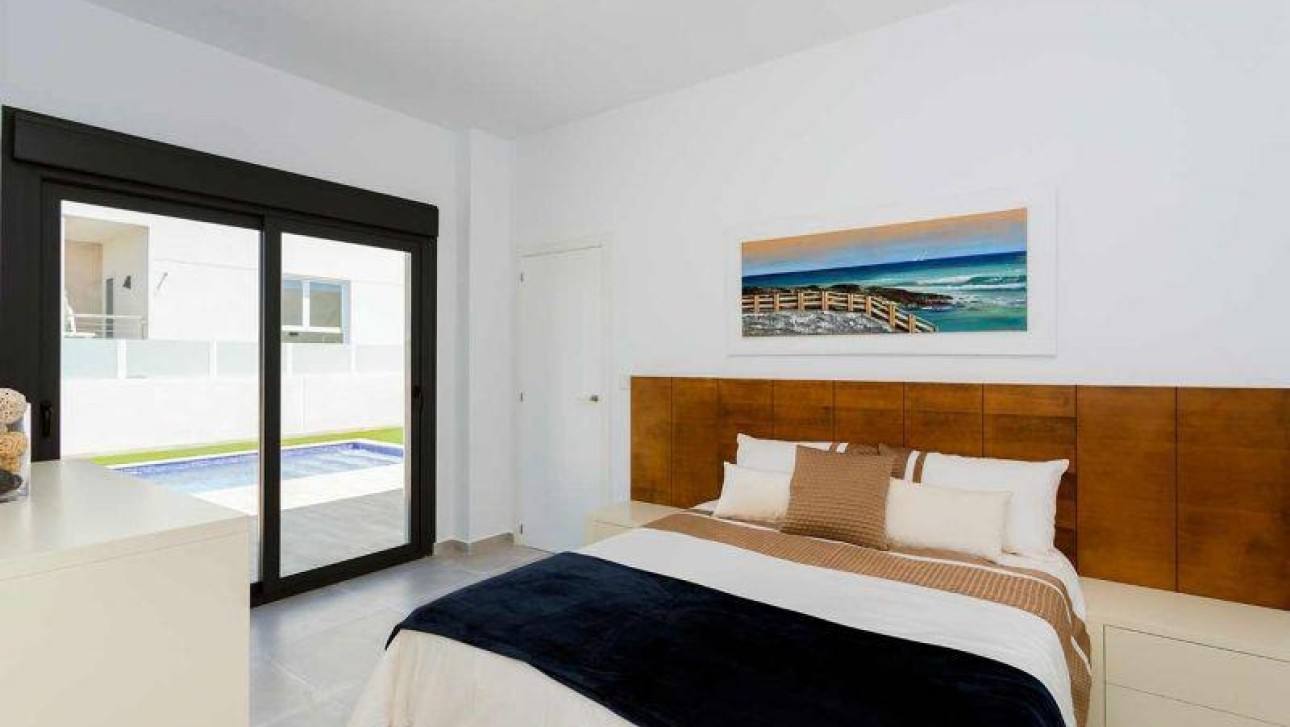 Nouvelle construction - Maison de ville - Daya Nueva - Centro