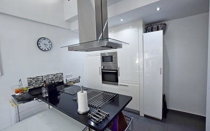 Resale - Semidetached villa - Orihuela Costa - Villamartín