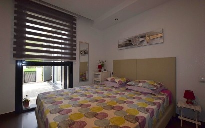 Resale - Semidetached villa - Orihuela Costa - Villamartín