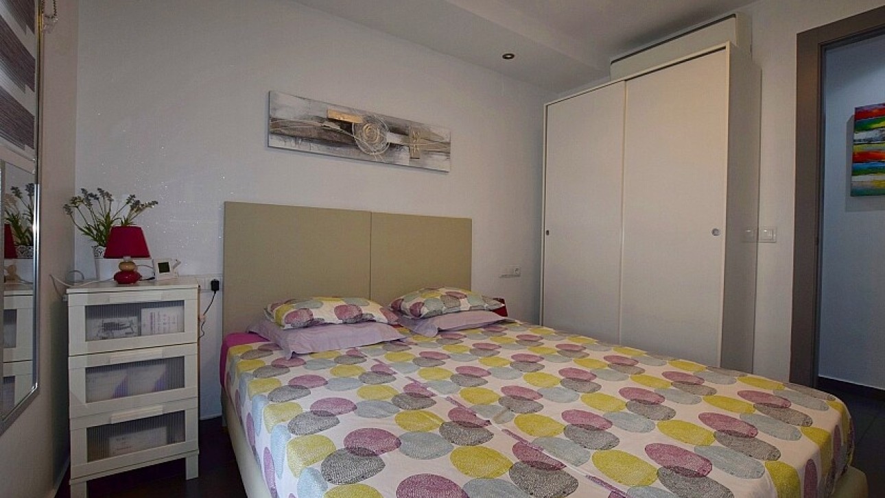 Resale - Semidetached villa - Orihuela Costa - Villamartín