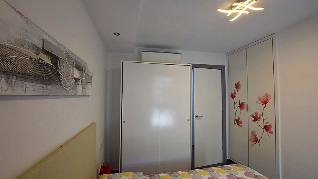 Resale - Semidetached villa - Orihuela Costa - Villamartín