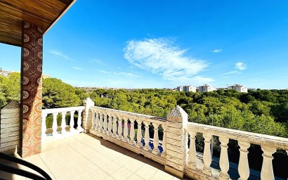Resale - Villa - Orihuela Costa - Dehesa de campoamor