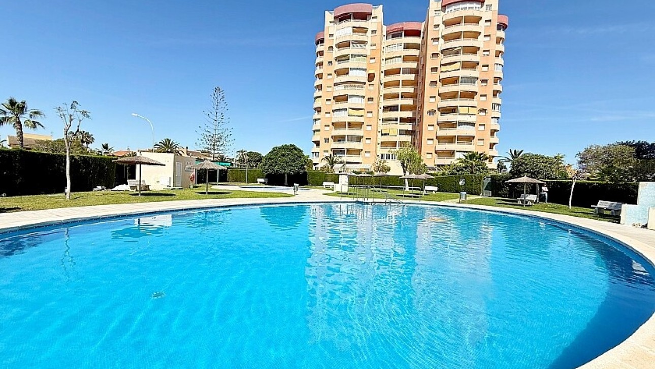 Resale - Apartment - Orihuela Costa - Dehesa de campoamor