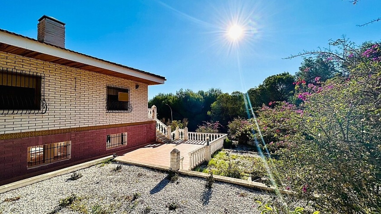 Resale - Villa - Orihuela Costa - Dehesa de campoamor