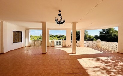 Resale - Villa - Orihuela Costa - Dehesa de campoamor