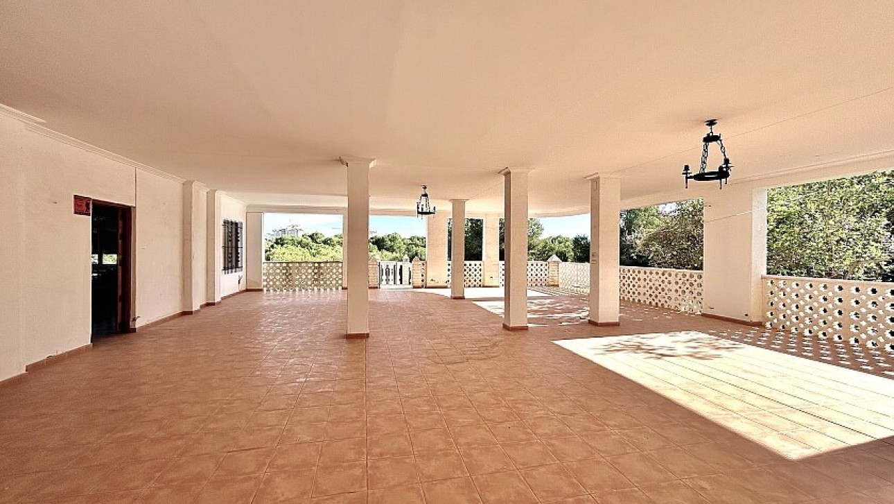 Resale - Villa - Orihuela Costa - Dehesa de campoamor