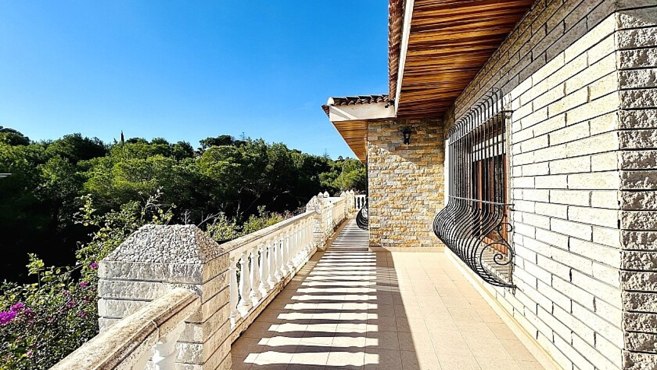 Resale - Villa - Orihuela Costa - Dehesa de campoamor