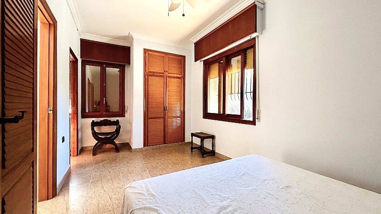 Resale - Villa - Orihuela Costa - Dehesa de campoamor