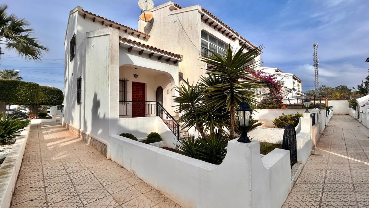 Перепродажа - Таунхаус - Orihuela Costa - Villamartin area