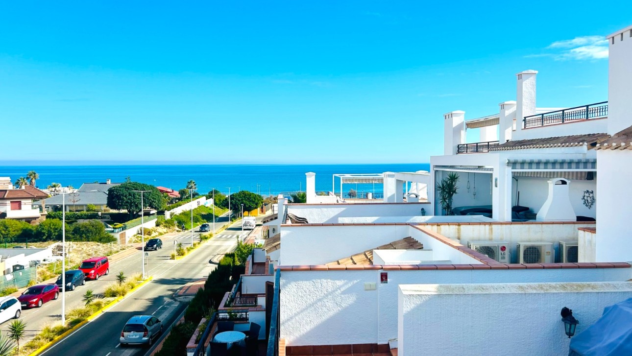 Resale - Apartment - La Mata - Torreblanca
