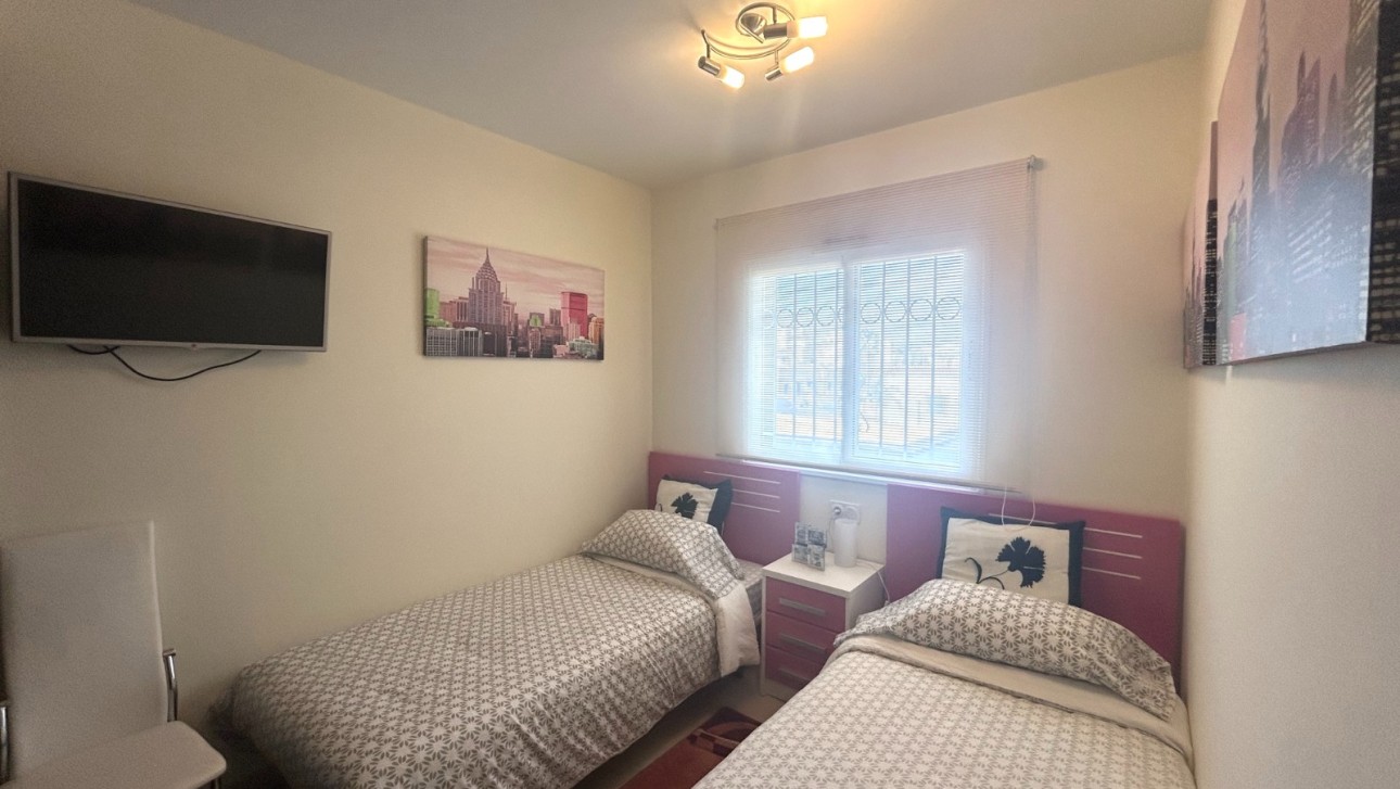 Resale - Apartment - La Mata - Torreblanca