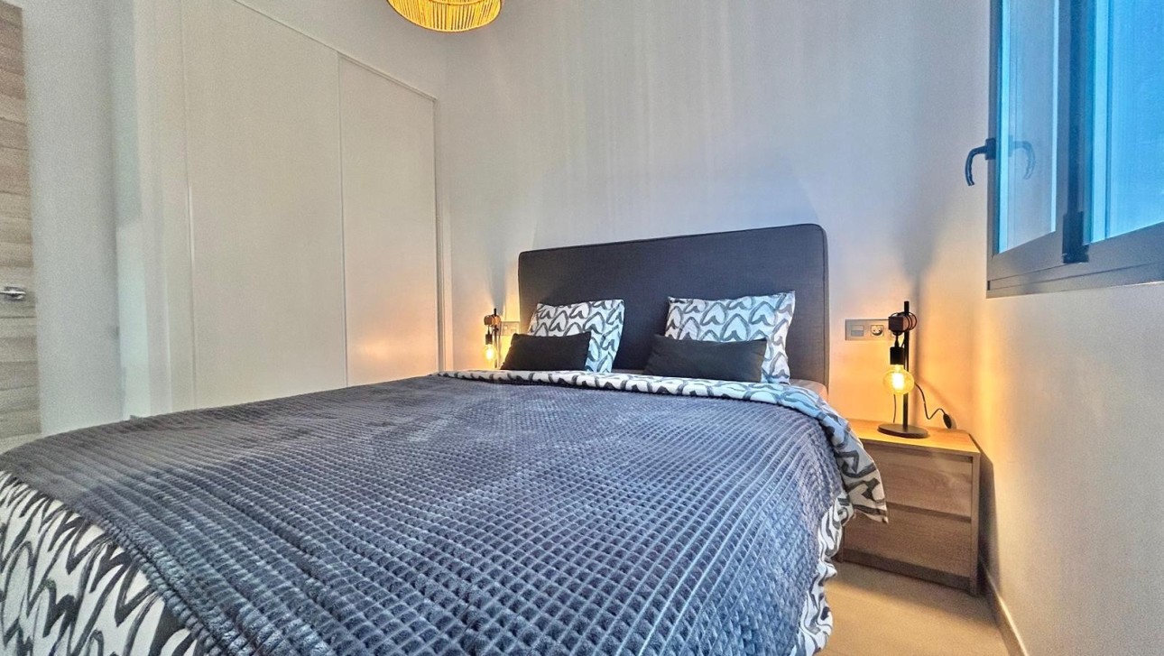 Resale - Villa - Orihuela Costa - PAU 26