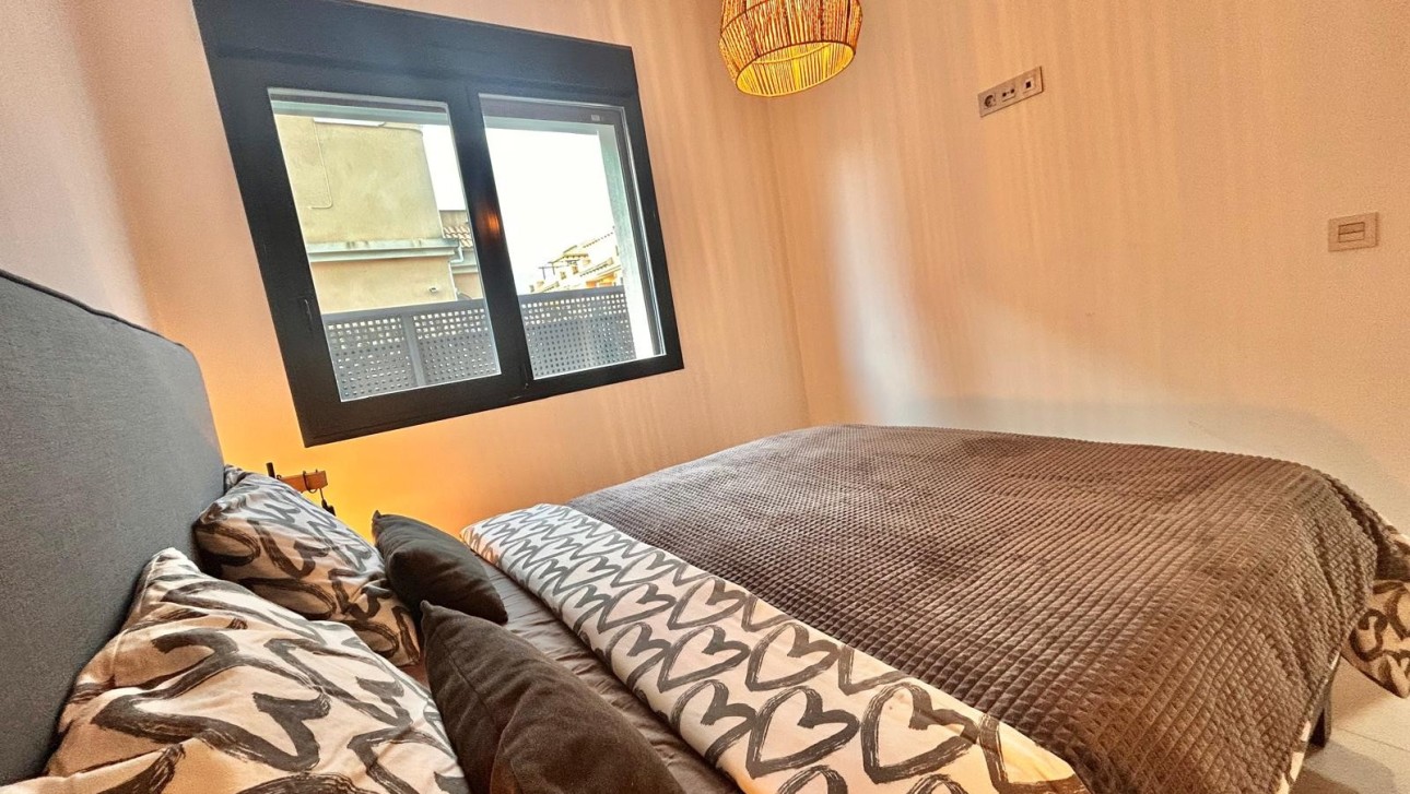 Resale - Villa - Orihuela Costa - PAU 26