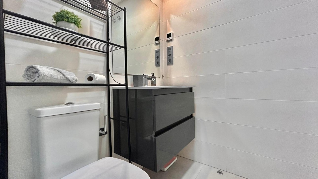 Resale - Villa - Orihuela Costa - PAU 26