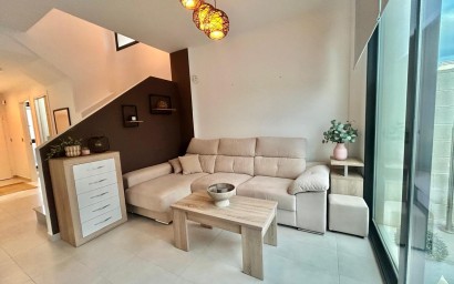 Resale - Villa - Orihuela Costa - PAU 26