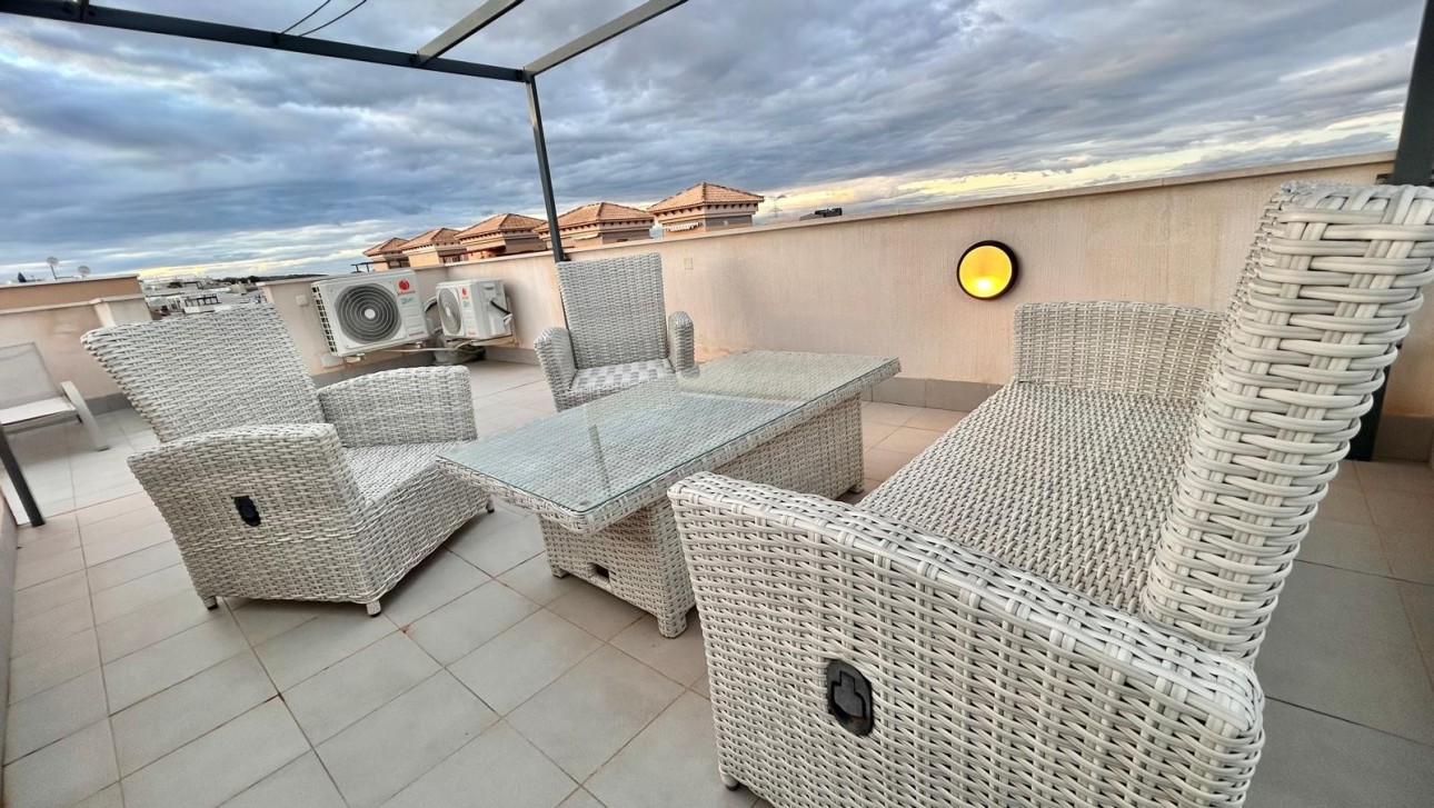 Resale - Villa - Orihuela Costa - PAU 26