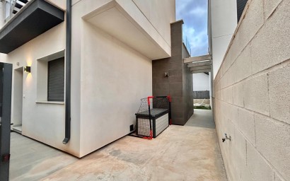 Resale - Villa - Orihuela Costa - PAU 26