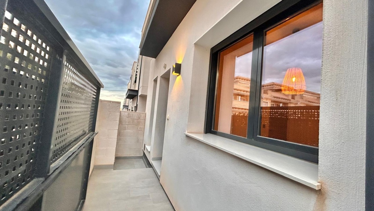 Resale - Villa - Orihuela Costa - PAU 26