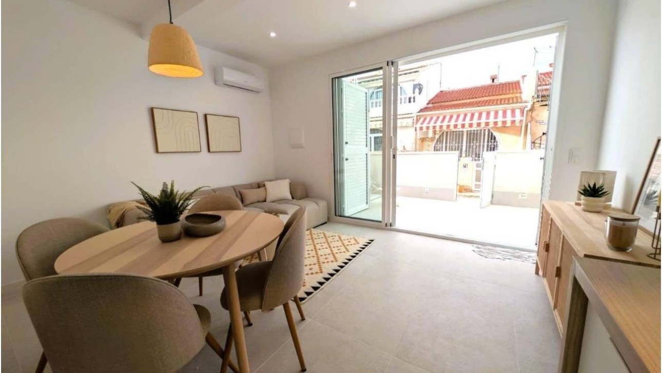 Resale - Townhouse - Torrevieja - El Chaparral