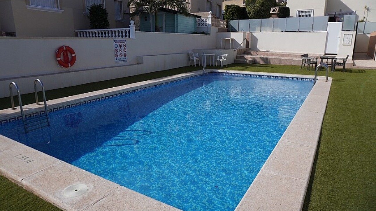 Resale - Villa - Orihuela Costa - Villamartin area
