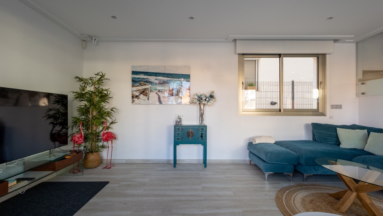 Перепродажа - Villa - Orihuela Costa - PAU 26