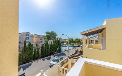 Resale - Villa - Orihuela Costa - Villamartin area