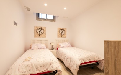 Перепродажа - Villa - Orihuela Costa - PAU 26