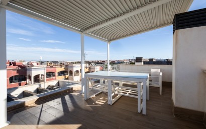 Перепродажа - Villa - Orihuela Costa - PAU 26