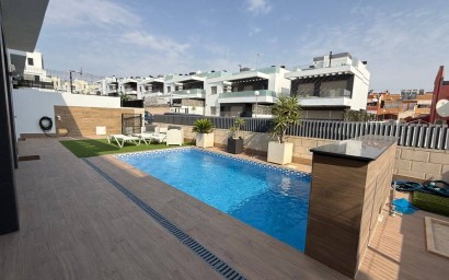 Перепродажа - Villa - Orihuela Costa - PAU 26