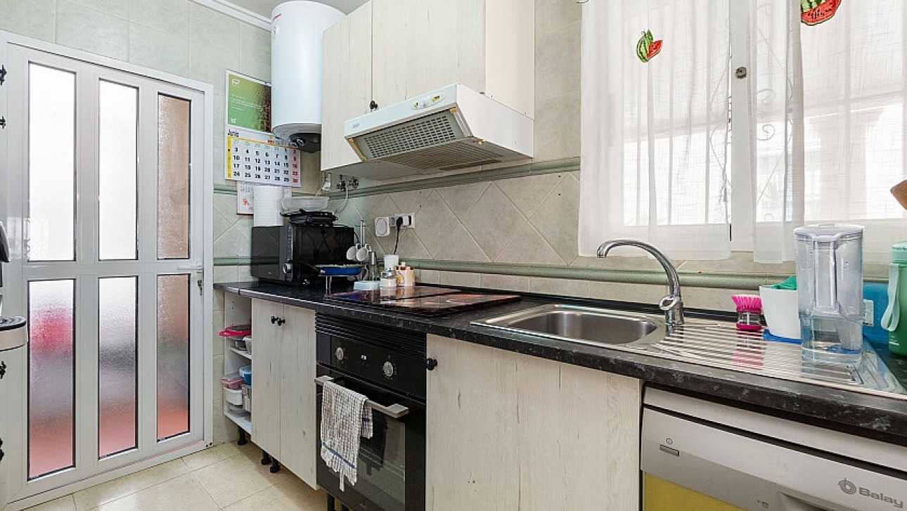 Resale - Villa - Orihuela Costa - Villamartin area