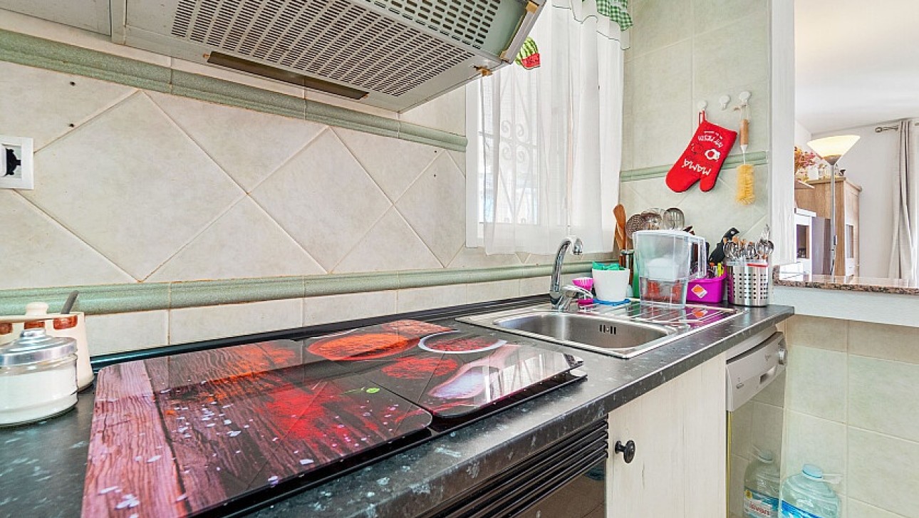 Resale - Villa - Orihuela Costa - Villamartin area